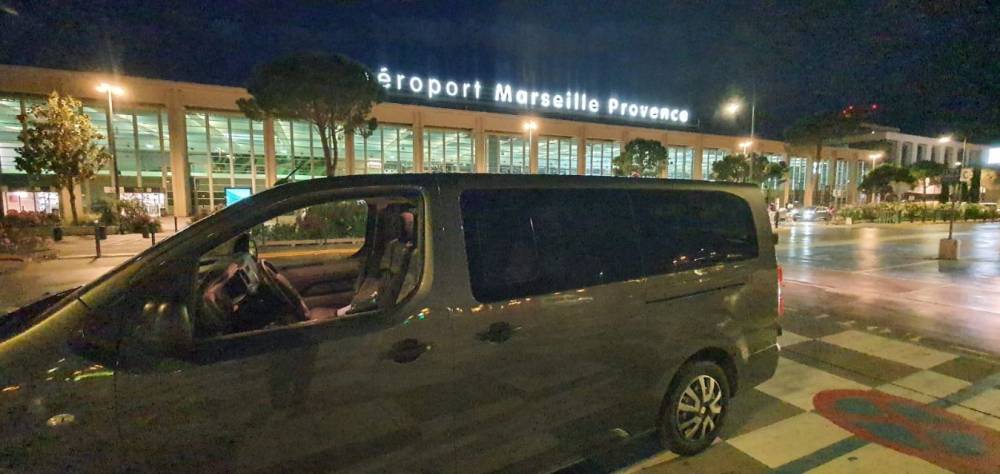 transport-van-aéroport-vaucluse